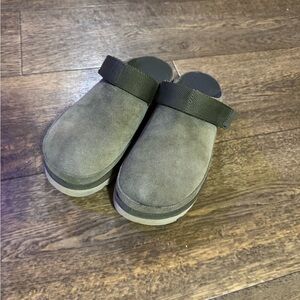 Ugg Clogs